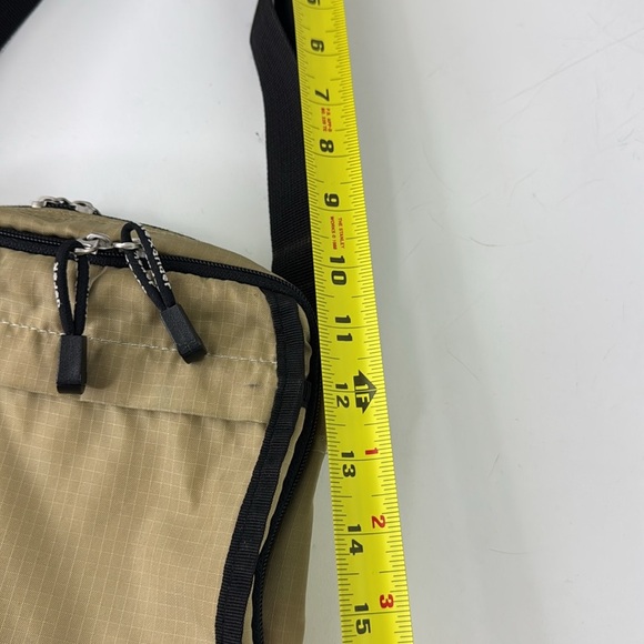 Derek Alexander Unisex Travel Tan Crossbody Bag - Picture 13 of 14